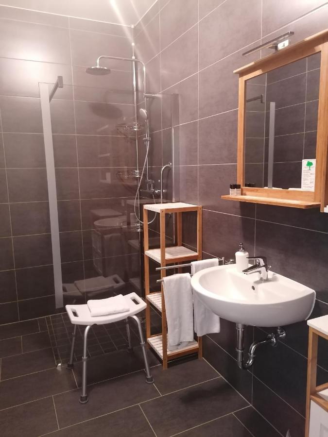 Gaestehaus Karl August Fohnsdorf Buitenkant foto